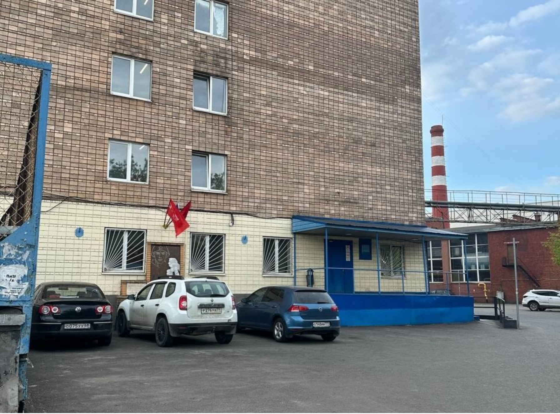 Как с улицы выглядит один из дарксторов “Даркстора у дома”